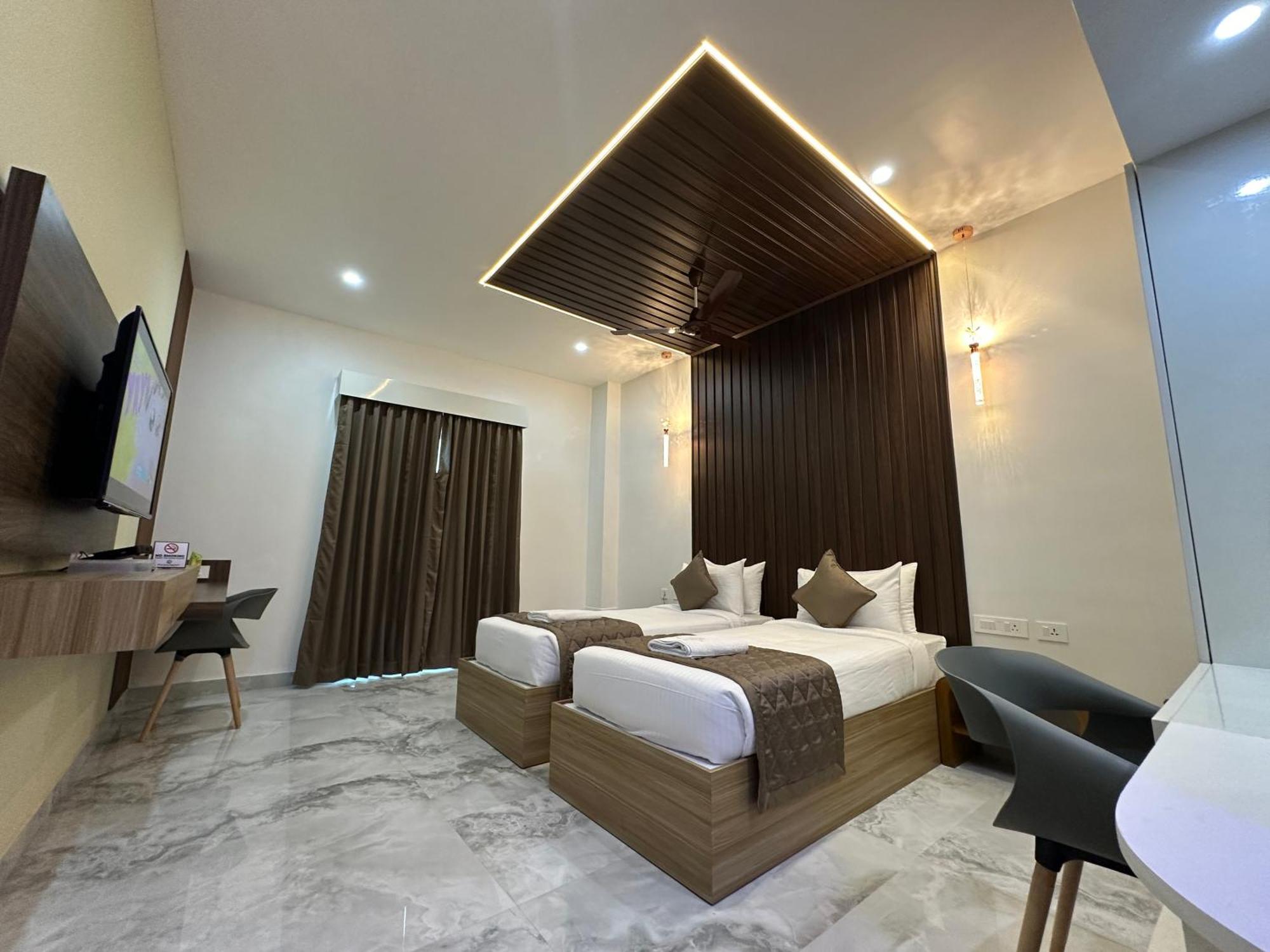 Silver Stone Park Resort, Kovilpatti Exterior foto